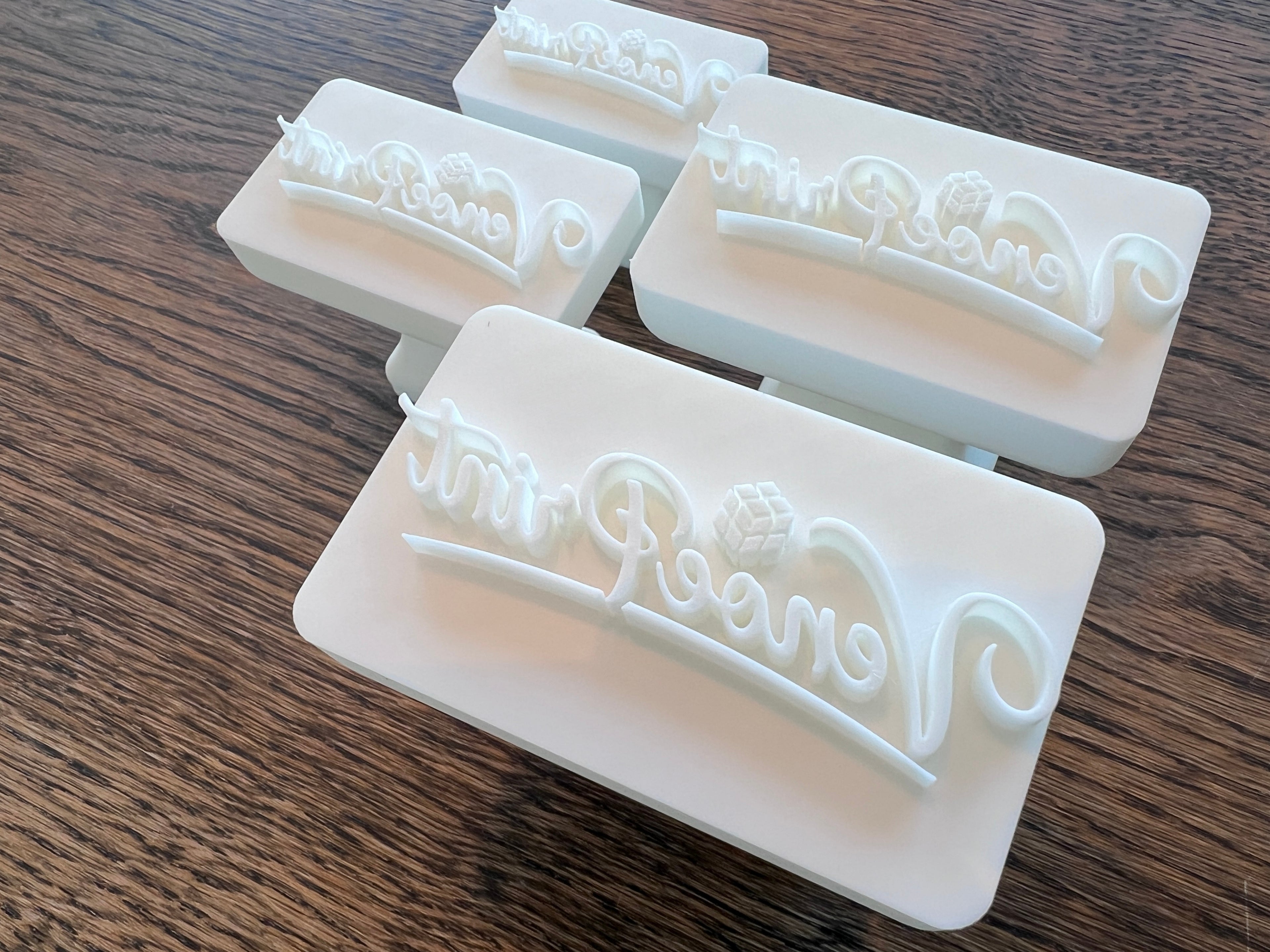 Personligt logostempel til ler