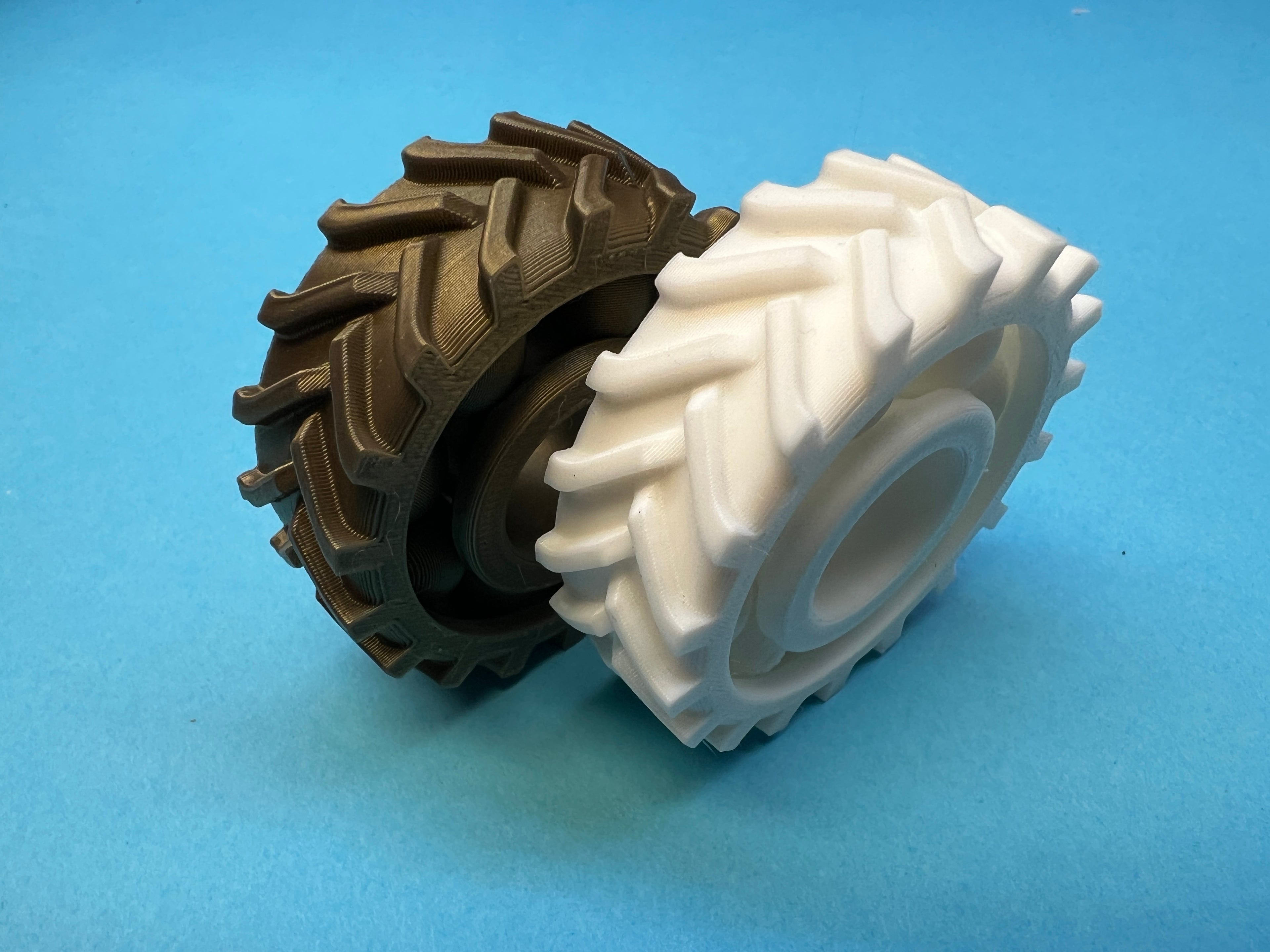 Tractor Tire fidget